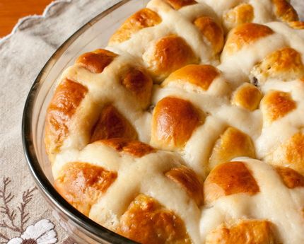 Английские пасхальные булочки